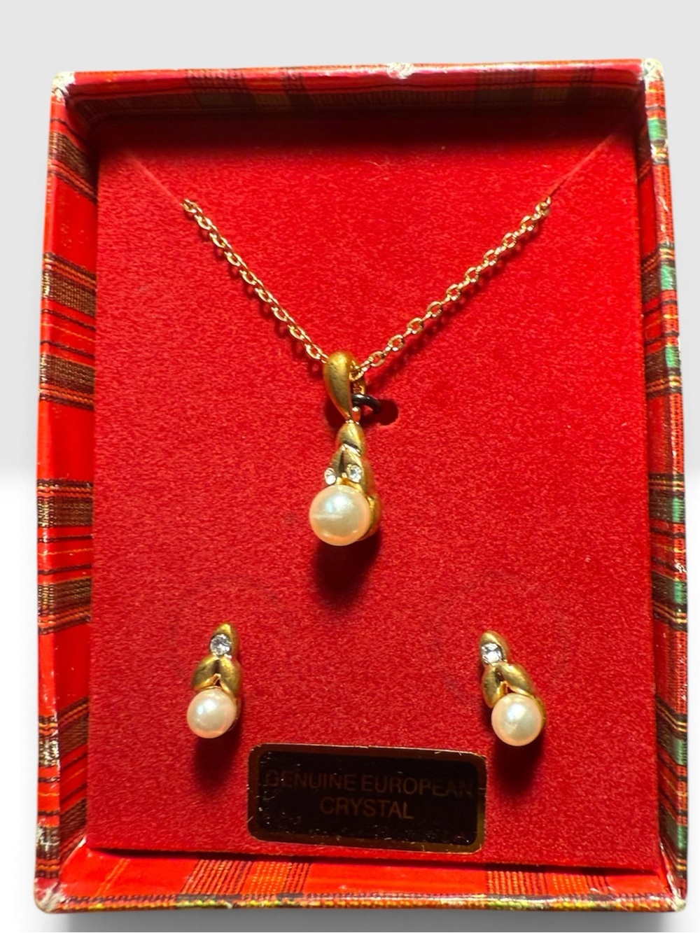 Gold Pearl Drop Necklace and Earrings Set - White Pearls